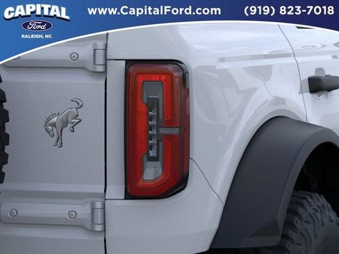 New 2026 Ford Bronco Outer Banks w/ Sasquatch Package AWD/4WD image 23