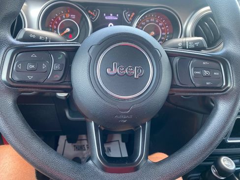 Used 2020 Jeep Wrangler Unlimited Sport AWD/4WD image 13