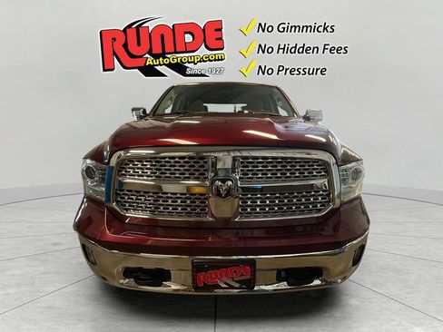 Used 2017 RAM 1500 Laramie w/ Convenience Group AWD/4WD image 9