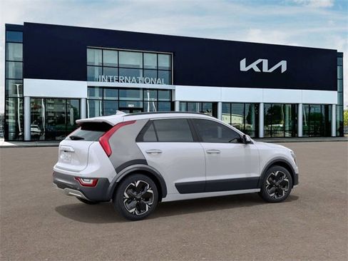 New 2025 Kia Niro Wave w/ Wave Preserve Package image 6