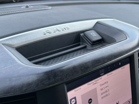 Used 2024 RAM 3500 Big Horn image 28