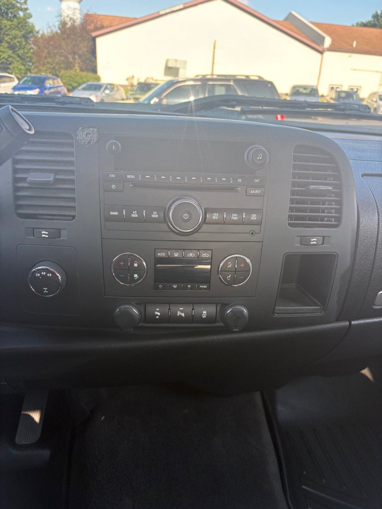 Used 2012 GMC Sierra 3500 SLE AWD/4WD image 15