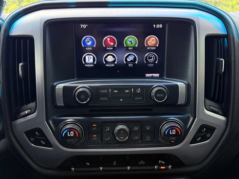 Used 2015 GMC Sierra 1500 SLT w/ SLT Crew Cab Value Package AWD/4WD image 29