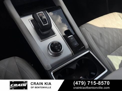 Used 2023 Mitsubishi Outlander SEL AWD/4WD image 18