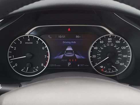 Used 2024 Nissan Murano SV FWD image 32