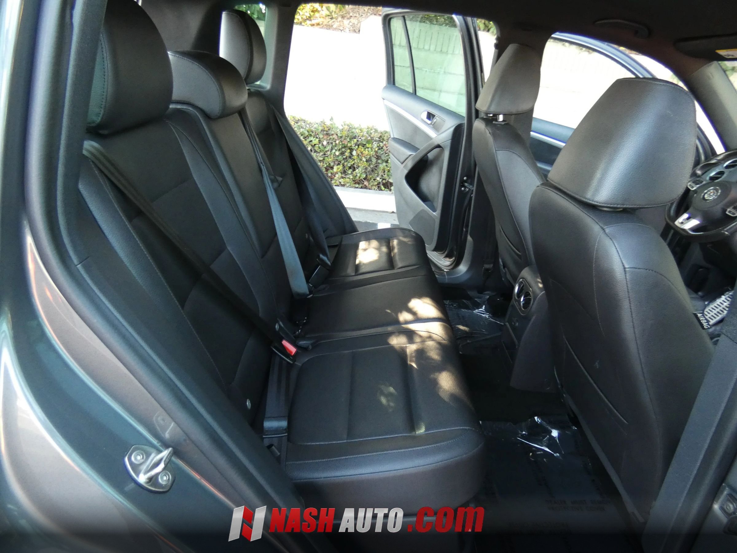 Used 2016 Volkswagen Tiguan R-Line FWD image 37