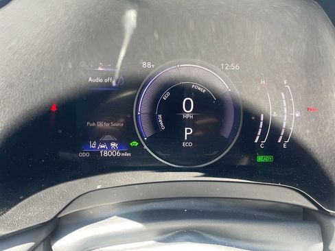 Used 2024 Lexus RX 350h w/ Accessory Package (Z1) image 2