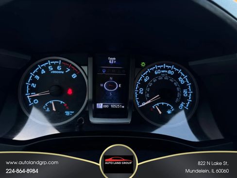 Used 2018 Toyota Tacoma Limited image 14