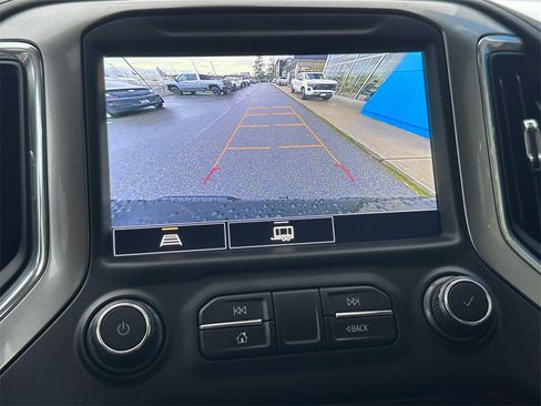 Used 2021 Chevrolet Silverado 1500 LT Trail Boss w/ Convenience Package II image 26