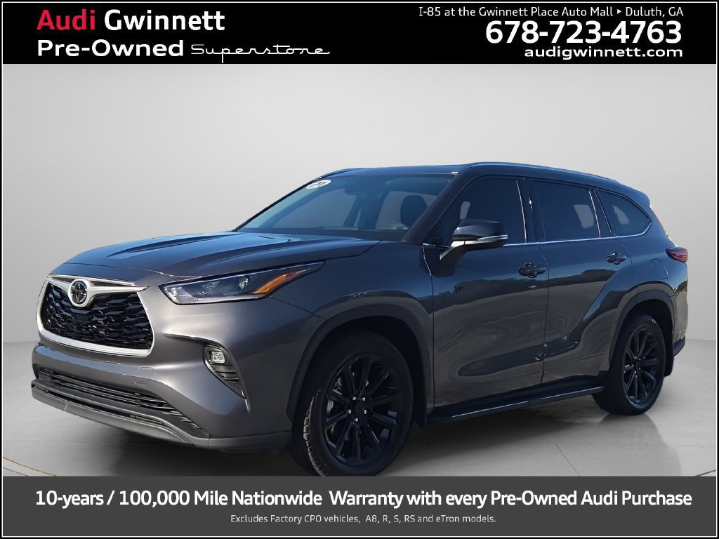 Used 2021 Toyota Highlander XLE AWD/4WD image 1