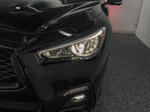 Used 2023 INFINITI Q50 Sensory image 5