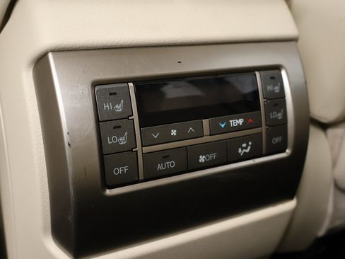 Used 2021 Lexus GX 460 Luxury w/ Off Road Package AWD/4WD image 27