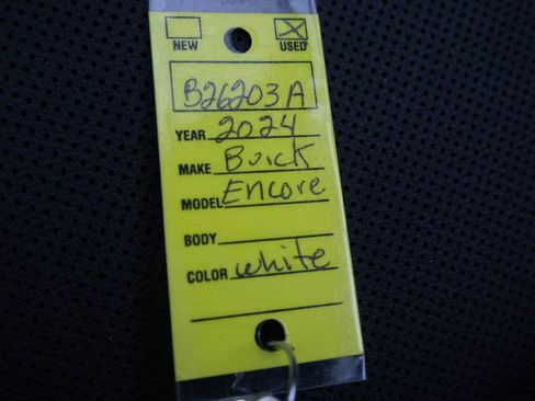 Used 2024 Buick Encore GX Sport Touring image 25