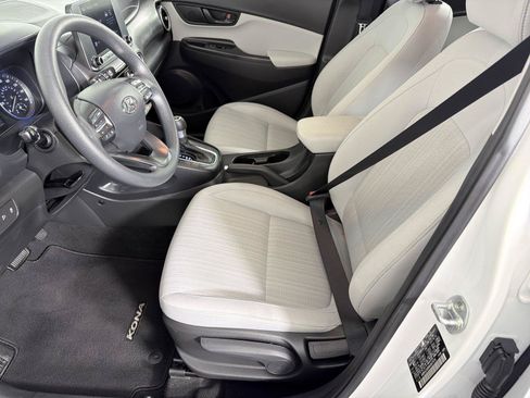 Used 2022 Hyundai Kona SEL FWD image 7