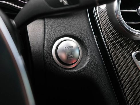 Used 2017 Mercedes-Benz C 63 AMG S image 31