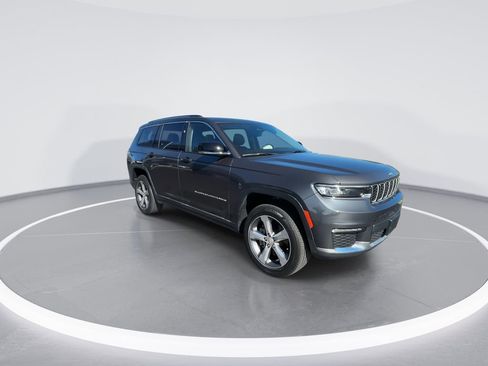 Used 2021 Jeep Grand Cherokee L Limited image 2