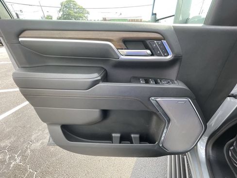 Certified 2025 Chevrolet Silverado 2500 High Country w/ High Country Premium Package AWD/4WD image 22