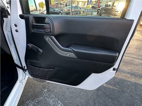 Used 2017 Jeep Wrangler Sport w/ Quick Order Package 24S image 21