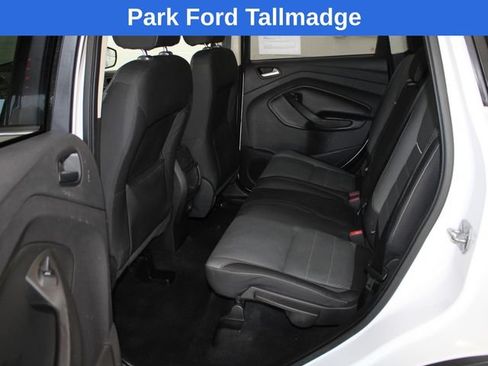 Used 2015 Ford Escape SE FWD image 25