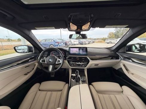 Certified 2023 BMW 540i w/ M Sport Package image 39