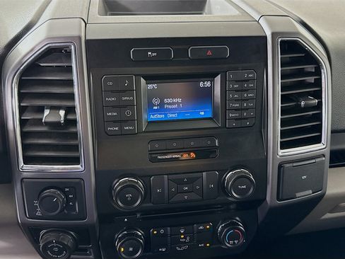 Used 2016 Ford F150 XLT w/ Trailer Tow Package image 18