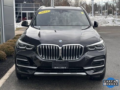 Used 2023 BMW X5 xDrive40i w/ Premium Package image 2