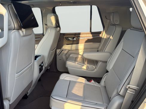 Used 2021 GMC Yukon Denali w/ Denali Ultimate Package RWD image 22