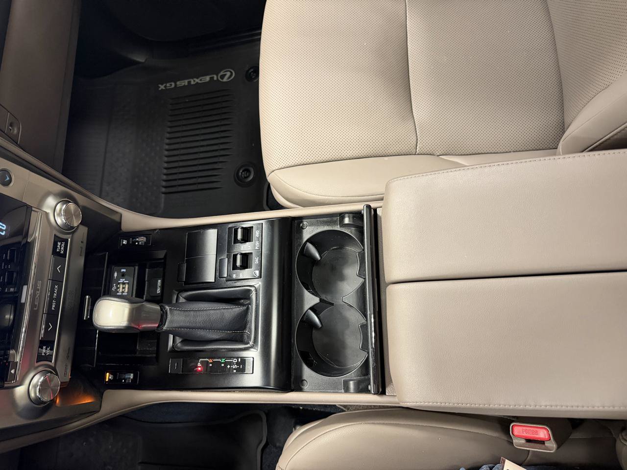 Used 2021 Lexus GX 460 Premium w/ Premium Plus Package AWD/4WD image 23