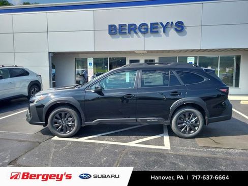 New 2025 Subaru Outback Onyx Edition image 2