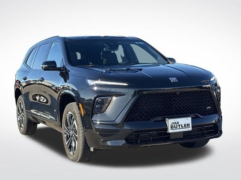 Used 2025 Buick Enclave Sport Touring image 9