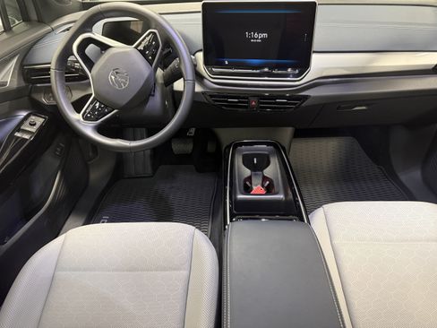 Certified 2025 Volkswagen ID.4 Pro S AWD/4WD image 9