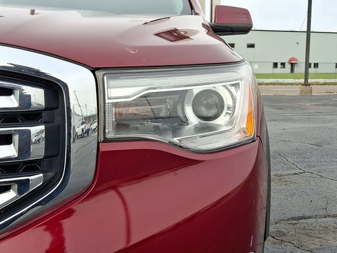 Used 2017 GMC Acadia SLT AWD/4WD image 20