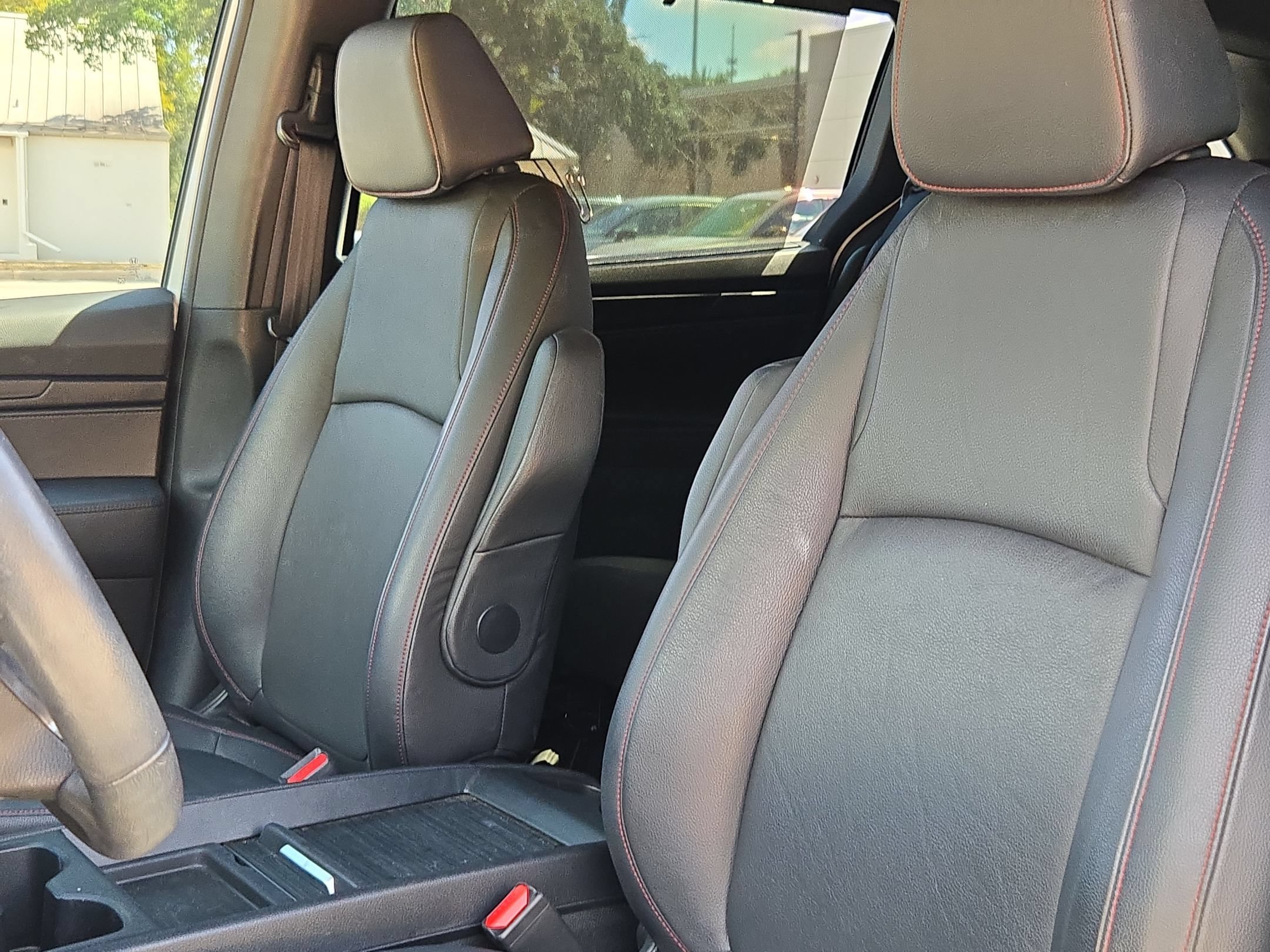 Used 2023 Honda Odyssey Sport image 13