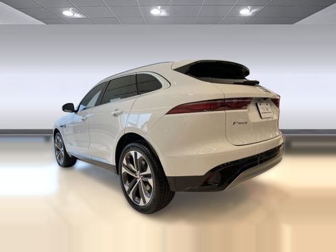 New 2023 Jaguar F-PACE S image 2