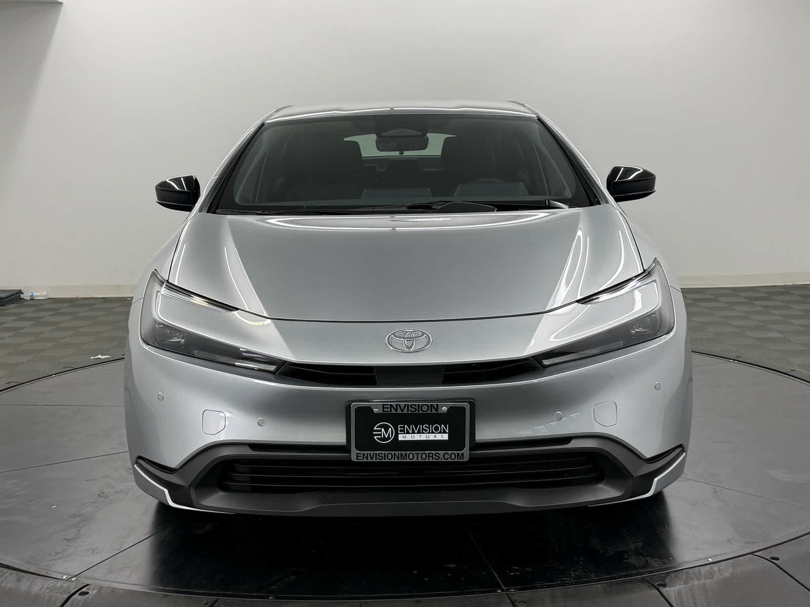 New 2027 Toyota Prius LE FWD image 5