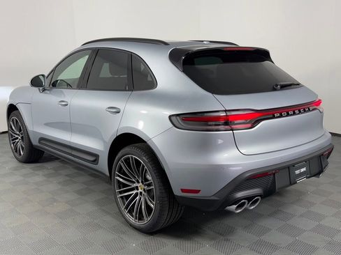 Certified 2026 Porsche Macan AWD/4WD image 3