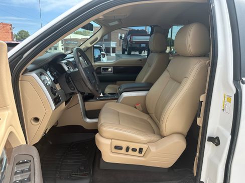 Used 2014 Ford F150 Lariat w/ Lariat Chrome Package AWD/4WD image 11
