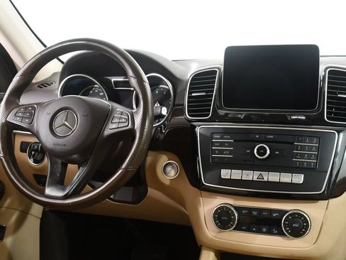 Used 2018 Mercedes-Benz GLE 350 4MATIC image 8