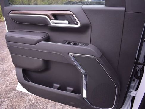 New 2026 Chevrolet Silverado 1500 LT Trail Boss w/ Dark Appearance Package AWD/4WD image 35