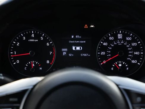 Used 2021 Kia Forte GT-Line w/ GT-Line Premium Package image 12
