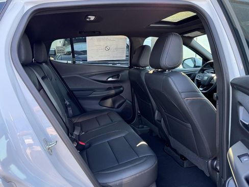 New 2026 Buick Envista Avenir FWD image 7