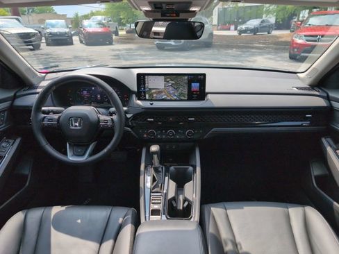 Used 2025 Honda Accord Touring image 20