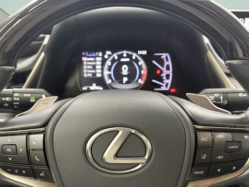 Used 2019 Lexus ES 350 image 31