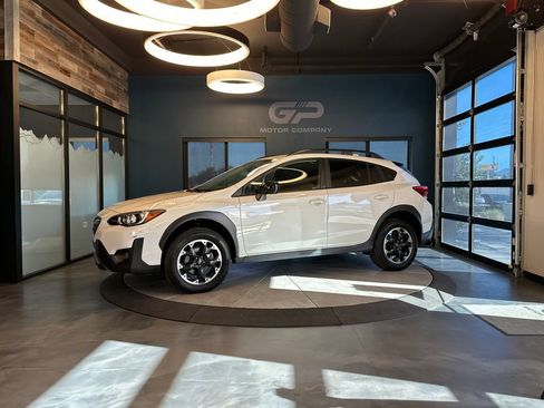 Used 2023 Subaru Crosstrek 2.0i Premium AWD/4WD image 7