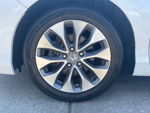 Used 2015 Honda Accord EX-L image 9