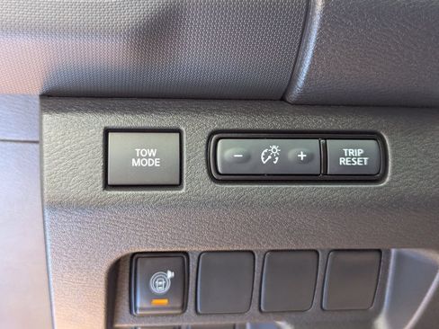 Used 2024 Nissan Frontier Pro-X w/ Technology Package RWD image 25