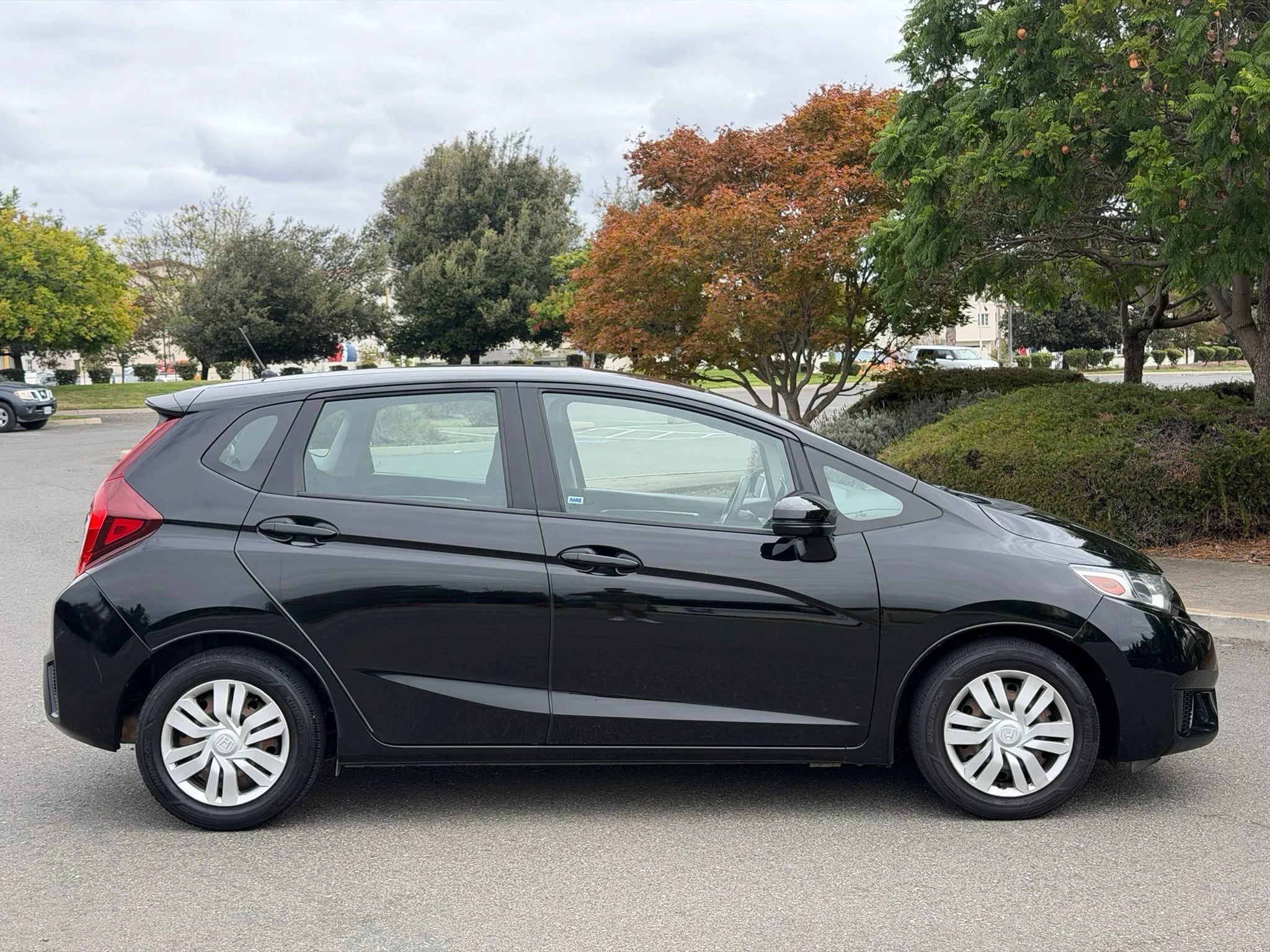 Used 2015 Honda Fit LX image 10