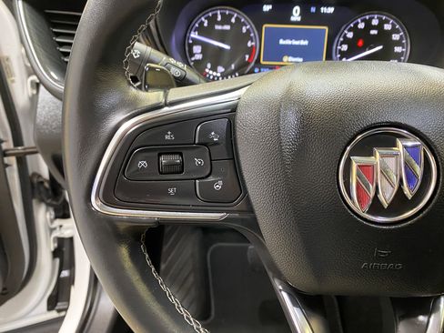 Used 2023 Buick Envision Essence image 32