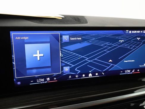 Used 2024 BMW X5 xDrive50e image 15