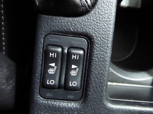 Used 2015 Subaru Crosstrek 2.0i Premium image 17